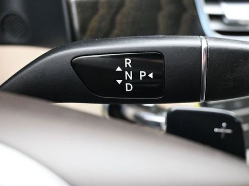 Used 2016 Mercedes-Benz E 350 4MATIC Sedan image 21