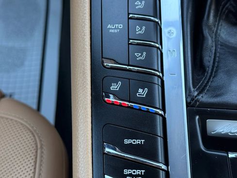 Used 2017 Porsche Macan GTS image 36