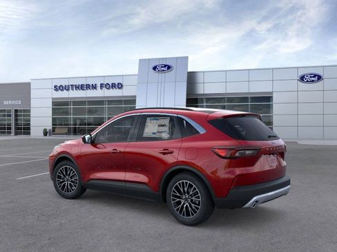 New 2026 Ford Escape SE FWD image 4