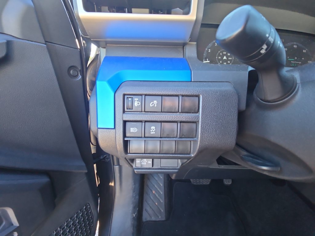 Used 2024 Toyota Tacoma TRD Off-Road AWD/4WD image 19