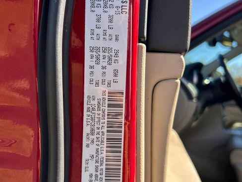 Used 2015 Jeep Grand Cherokee Overland image 15