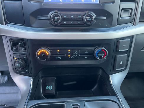 Used 2021 Ford F150 XLT image 24