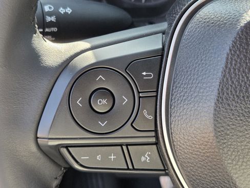 Certified 2025 Toyota Corolla SE w/ Convenience Package image 23