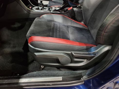 Used 2020 Subaru WRX STI AWD/4WD image 17