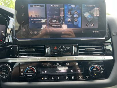 New 2026 Nissan Pathfinder Platinum