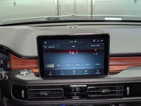 Used 2024 Lincoln Aviator Reserve w/ Elements Package Plus image 18