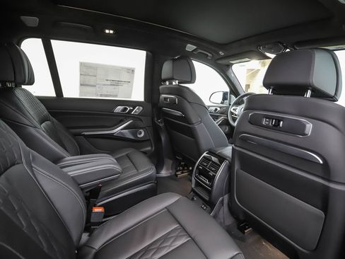 New 2027 BMW X7 M60i AWD/4WD image 29