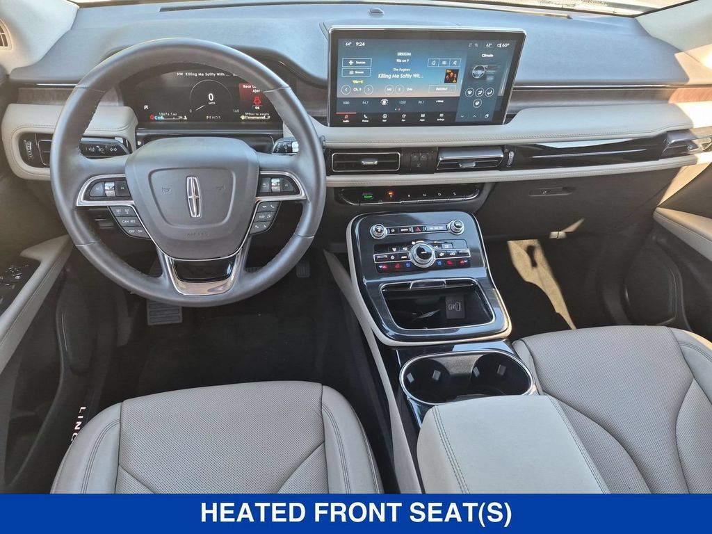 Used 2023 Lincoln Nautilus Reserve w/ Cargo Utility Package AWD/4WD image 18
