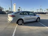 Used 2020 Toyota Corolla LE image 4