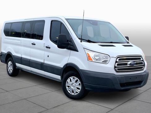 Used 2017 Ford Transit 350 XLT image 2