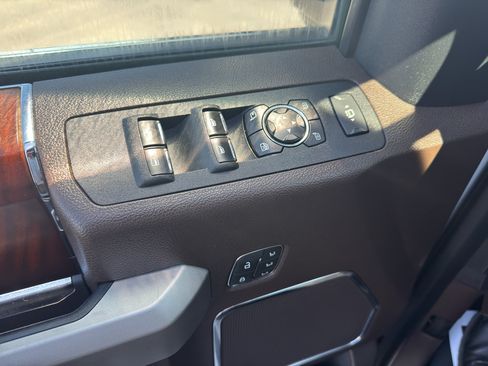 Used 2020 Ford F350 King Ranch w/ King Ranch Ultimate Package AWD/4WD image 13