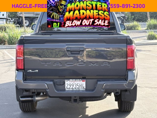 Used 2025 Toyota Tacoma SR5 AWD/4WD image 6