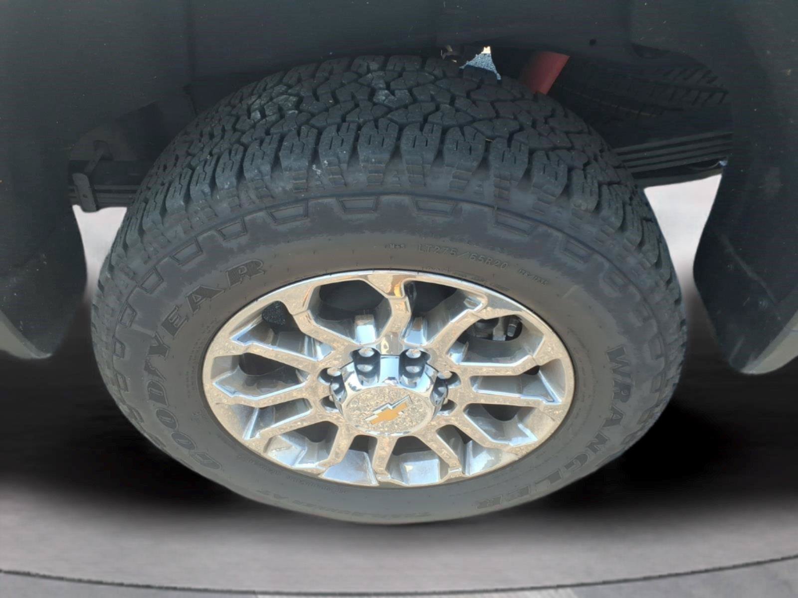Used 2026 Chevrolet Silverado 2500 LTZ w/ LTZ Convenience Package AWD/4WD image 10