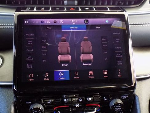 New 2025 Jeep Grand Cherokee L Overland image 16