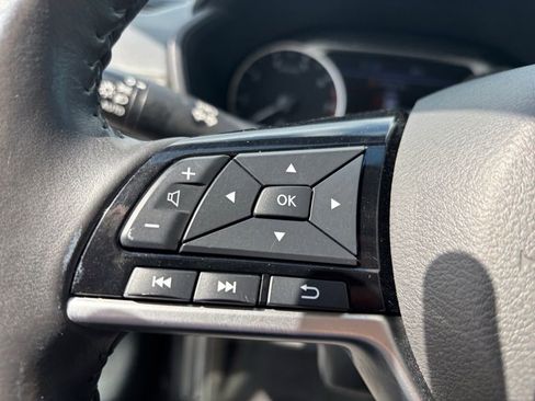 Used 2024 Nissan Altima 2.5 SV w/ SV Premium Package AWD/4WD image 20