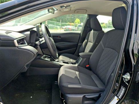 Certified 2023 Toyota Corolla LE w/ Carpet Mat Package (TMS) FWD image 9
