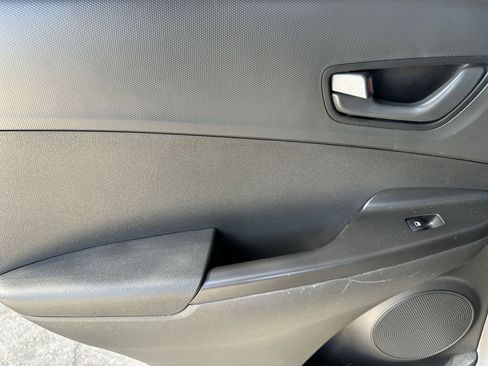 Used 2023 Hyundai Kona SEL image 27