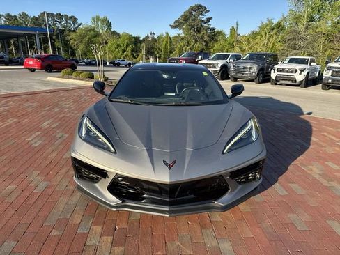 Used 2022 Chevrolet Corvette Stingray Preferred Cpe w/ Z51 Performance Package RWD image 25
