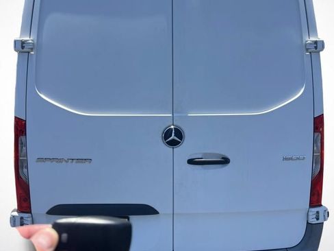 Used 2019 Mercedes-Benz Sprinter 1500 image 5