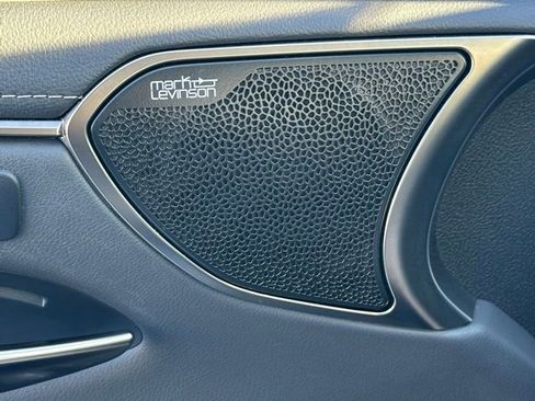 Used 2024 Lexus ES 350 Luxury w/ Accessory Package (Z1) image 25