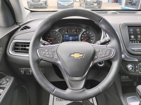 Used 2024 Chevrolet Equinox LT FWD image 9