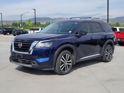 Used 2023 Nissan Pathfinder Platinum