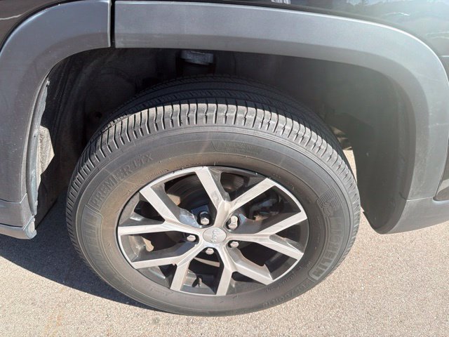 Used 2023 Jeep Grand Cherokee Limited w/ Trailer Tow Prep Group (B) AWD/4WD image 9