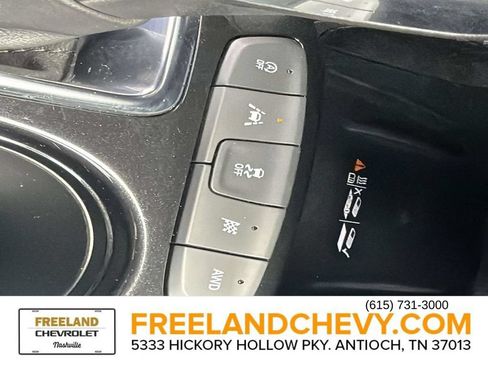 Used 2021 Chevrolet TrailBlazer ACTIV w/ Technology Package AWD/4WD image 34