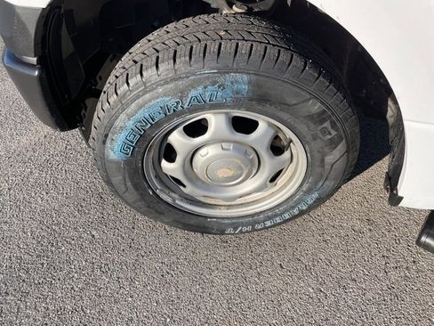 Used 2017 Ford F150 XL w/ Equipment Group 101A Mid image 14