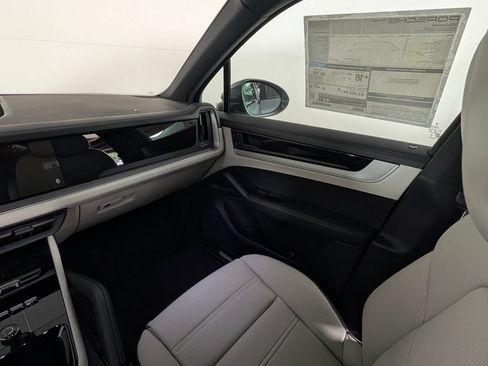 New 2026 Porsche Cayenne S AWD/4WD image 23
