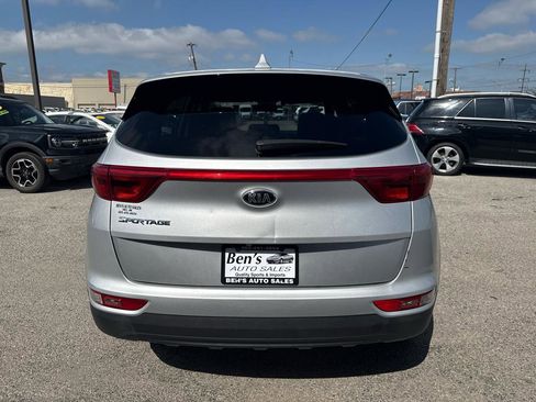 Used 2019 Kia Sportage LX image 7
