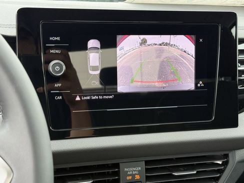 New 2026 Volkswagen Jetta SE FWD image 21