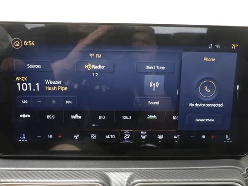 Used 2025 Ford Mustang Premium RWD image 9