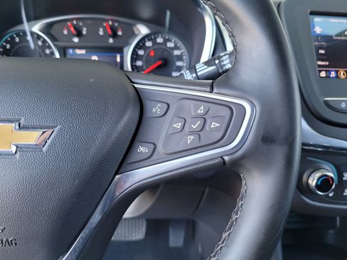 Used 2023 Chevrolet Equinox LT w/ Driver Convenience Package AWD/4WD image 24