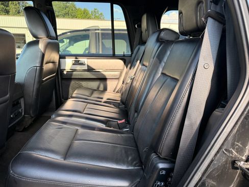 Used 2017 Ford Expedition Limited AWD/4WD image 21