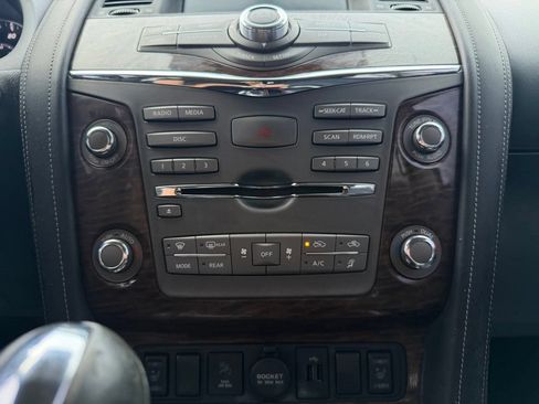 Used 2018 Nissan Armada SL w/ Moonroof Package AWD/4WD image 21