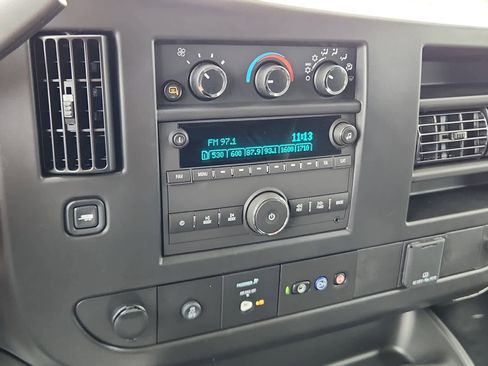 New 2025 GMC Savana 2500 image 11