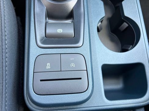 New 2026 Ford Maverick XL AWD/4WD image 18