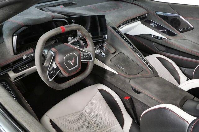 Used 2023 Chevrolet Corvette Stingray Premium Conv RWD image 25