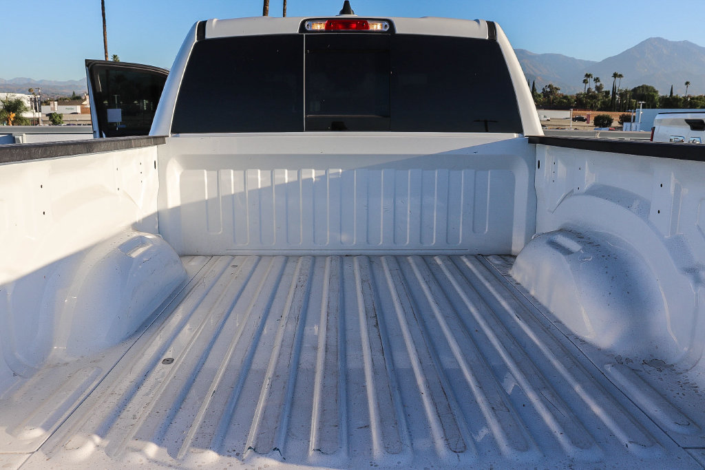 Used 2022 RAM 1500 Laramie AWD/4WD image 28