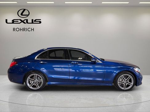 Used 2020 Mercedes-Benz C 300 4MATIC Sedan image 4