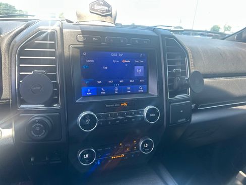 Used 2021 Ford Expedition Limited AWD/4WD image 11