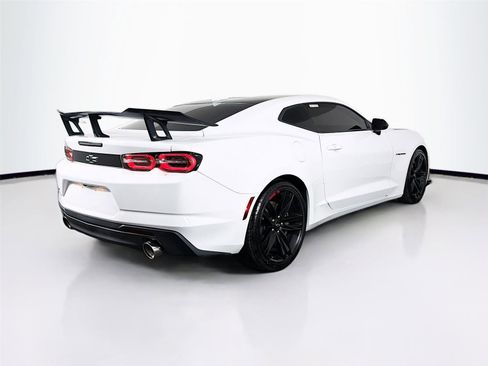 Used 2022 Chevrolet Camaro SS w/ Redline Edition RWD image 7