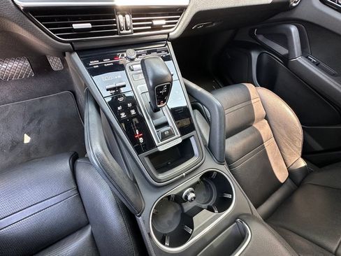 Certified 2020 Porsche Cayenne AWD/4WD image 34
