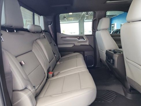 Certified 2024 Chevrolet Silverado 1500 LT Trail Boss w/ LT Trail Boss Premium Package image 15