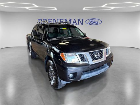 Used 2016 Nissan Frontier PRO-4X w/ Pro-4x Luxury Package AWD/4WD image 3