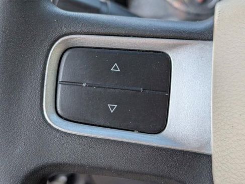 Used 2011 RAM 1500 Classic SLT AWD/4WD image 17