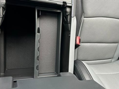 Used 2022 Ford F150 Lariat w/ Equipment Group 502A High image 29