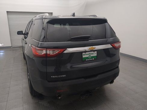 Used 2018 Chevrolet Traverse LT image 6