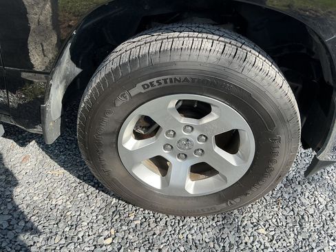 Used 2019 RAM 1500 Tradesman image 21